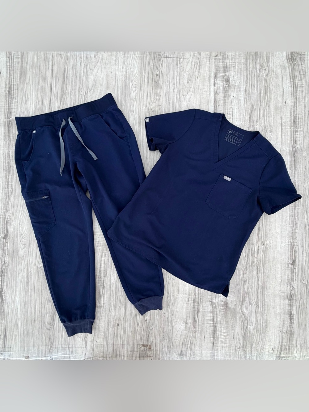 FIGS Blue Scrub Set – Jogger & Top – Women’s